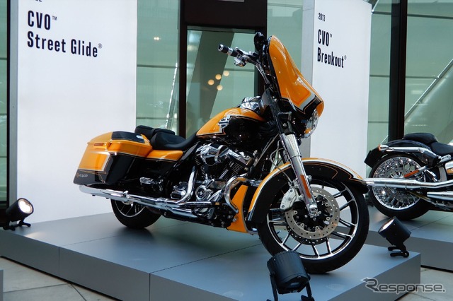 展示されたハーレー「CVO ストリートライド」