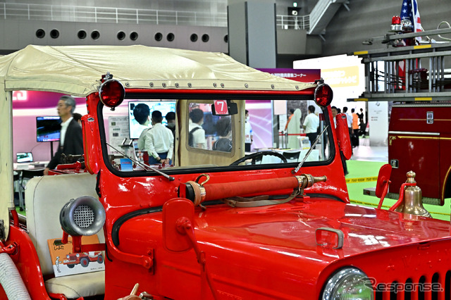 三菱ウィリスCJ-3B消防ポンプ車“じぷた”仕様(東京国際消防防災展2023)
