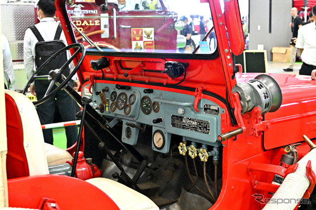 三菱ウィリスCJ-3B消防ポンプ車“じぷた”仕様(東京国際消防防災展2023)