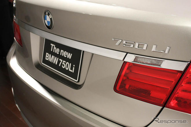 【BMW 7シリーズ 新型発表】写真蔵…ターボ搭載でマイナーチェンジ