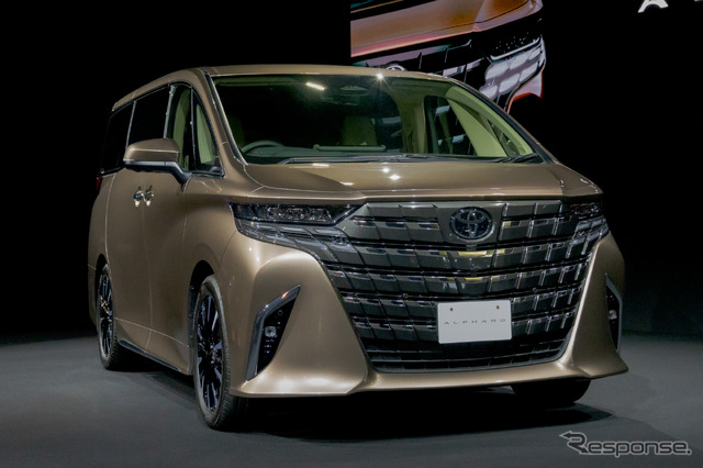 トヨタ・アルファード新型