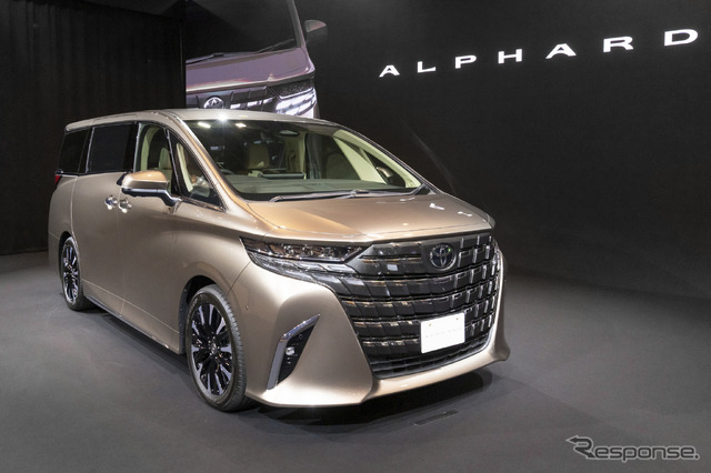 トヨタ・アルファード新型