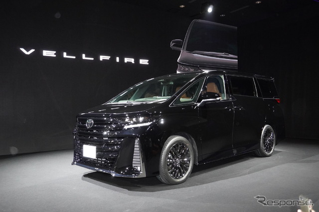 トヨタ自動車の新型『ヴェルファイア』