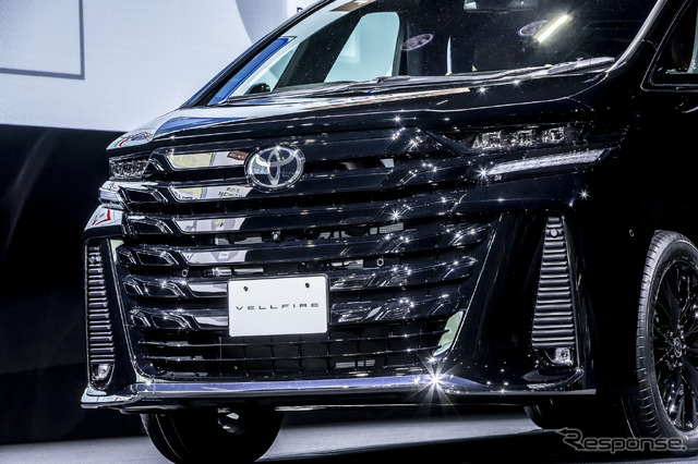 トヨタ ヴェルファイア Z Premier 2.4Lターボ