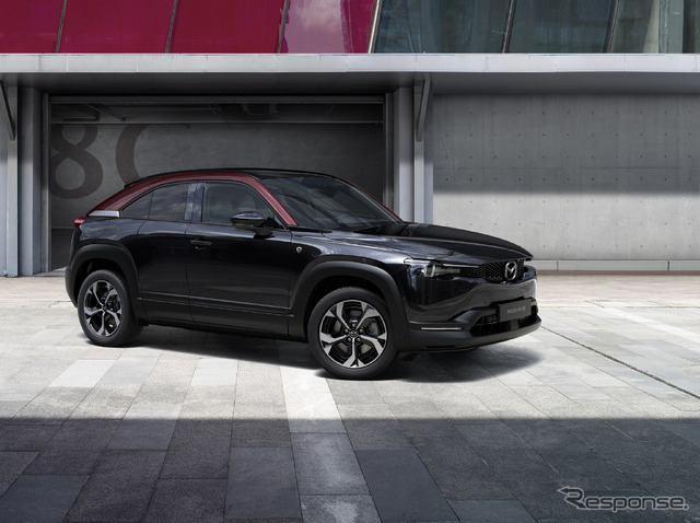 マツダMX-30 e-SKTACTIV R-EV
