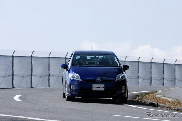 出た57km/リットル! 新型 プリウス のエコラン燃費(森口将之)