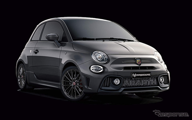 ABARTH 695 Pelle(ペッレ)Grigio Record(グレー)