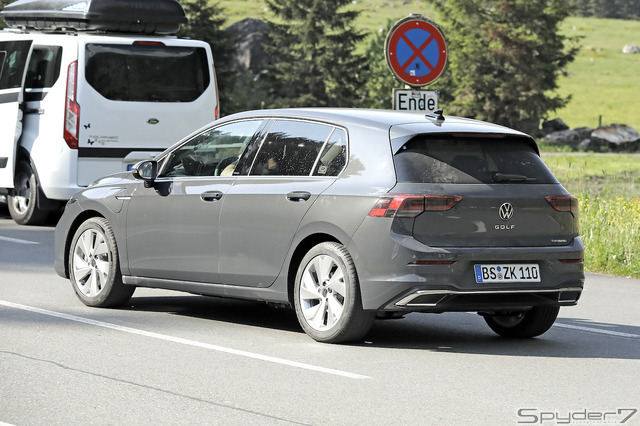 VW ゴルフ 改良新型プロトタイプ スクープ写真