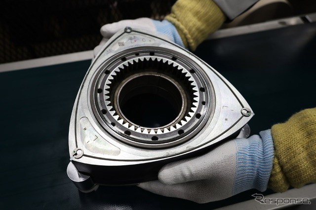 マツダMX-30 e-SKTACTIV R-EVに搭載されるe-SKYACTIV R-EVのローター