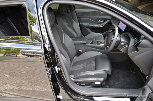 プジョー 408 GT(1.2リットルターボ)