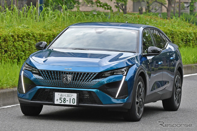 プジョー 408 GTハイブリッド（PHEV）