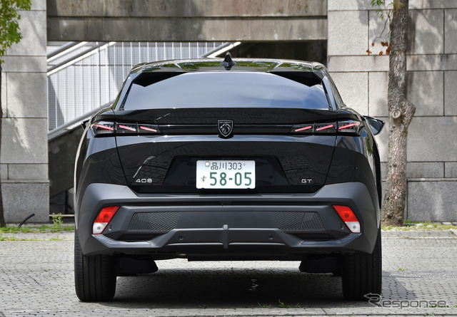 プジョー 408 GT(1.2リットルターボ)