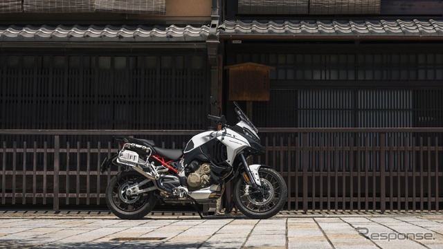 ドゥカティ ムルティストラーダV4S