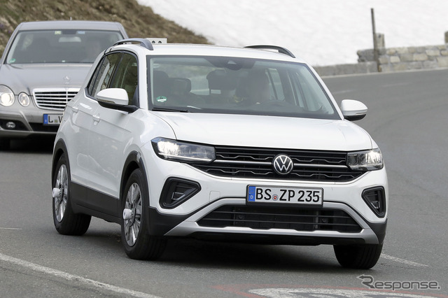 VW T-Cross 改良新型プロトタイプ(スクープ写真)