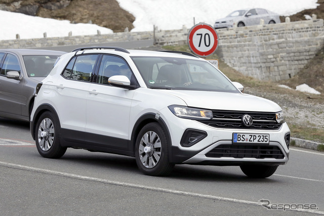 VW T-Cross 改良新型プロトタイプ(スクープ写真)