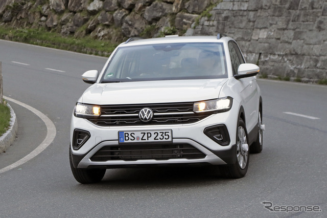 VW T-Cross 改良新型プロトタイプ(スクープ写真)