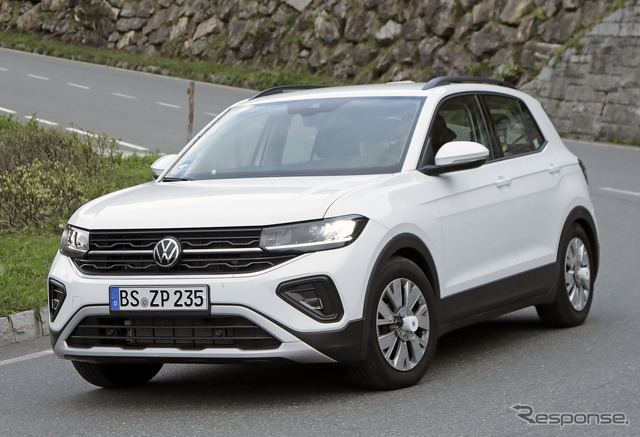 VW T-Cross 改良新型プロトタイプ(スクープ写真)