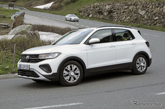 VW T-Cross 改良新型プロトタイプ(スクープ写真)