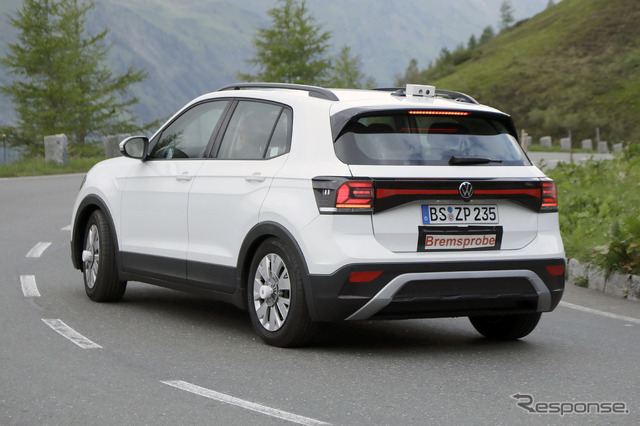 VW T-Cross 改良新型プロトタイプ(スクープ写真)