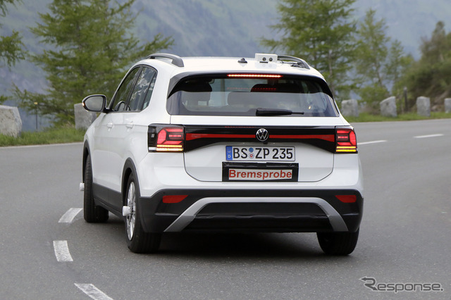 VW T-Cross 改良新型プロトタイプ(スクープ写真)