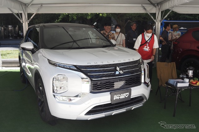 三菱アウトランダーPHEV(E-Tokyoキックオフ)