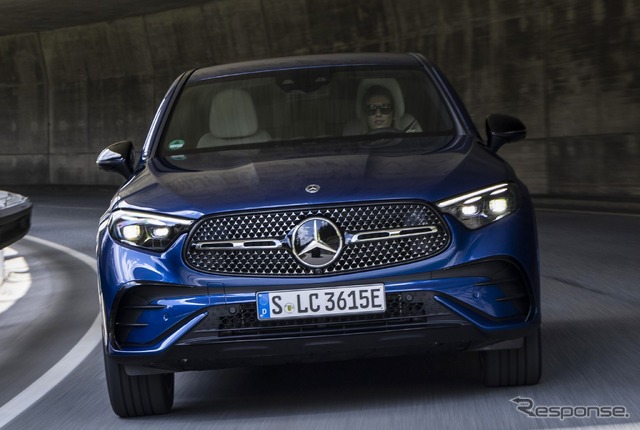 メルセデスベンツ GLC 300 de 4MATIC クーペ