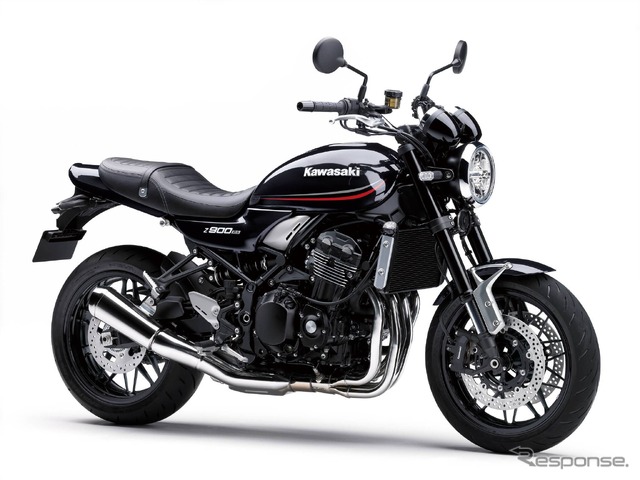 カワサキ Z900RS（ブラック・ピンストライプ）