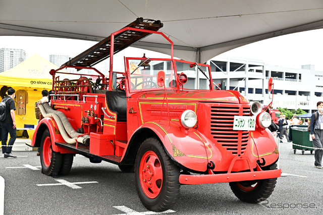 ニッサン180型消防ポンプ自動車(東京国際消防防災展2023)