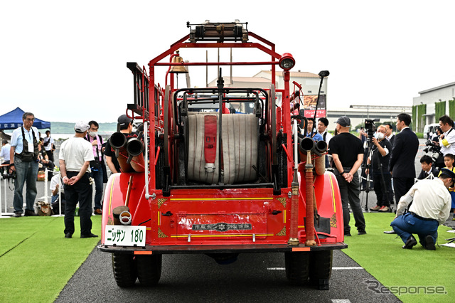 ニッサン180型消防ポンプ自動車(東京国際消防防災展2023)