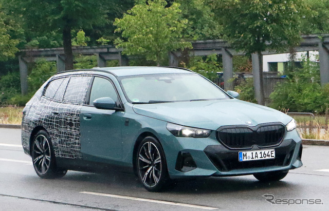 BMW i5ツーリング プロトタイプ(スクープ写真)