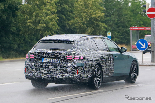 BMW i5ツーリング プロトタイプ(スクープ写真)