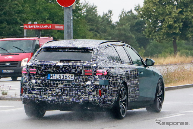 BMW i5ツーリング プロトタイプ(スクープ写真)