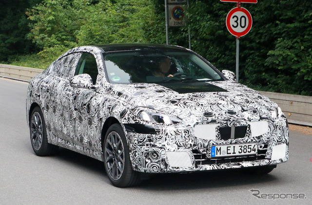 BMW 2シリーズ グランクーペ 次期型プロトタイプ(スクープ写真)
