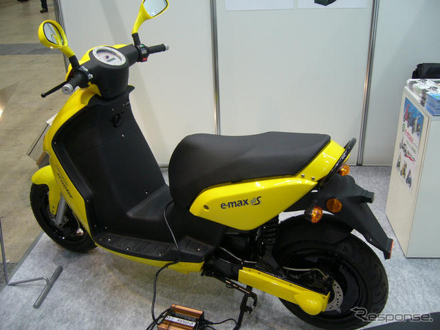 【東京モーターサイクルショー09】会場に電動バイクがチラホラ
