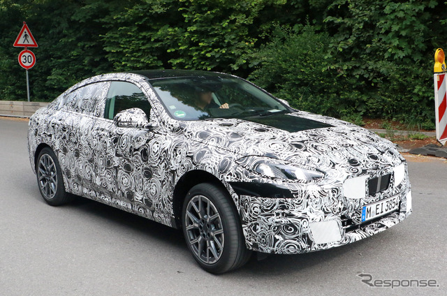 BMW 2シリーズ グランクーペ 次期型プロトタイプ(スクープ写真)