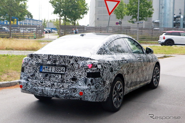 BMW 2シリーズ グランクーペ 次期型プロトタイプ(スクープ写真)