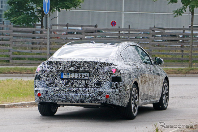 BMW 2シリーズ グランクーペ 次期型プロトタイプ(スクープ写真)