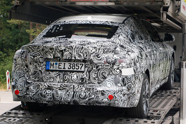 BMW 2シリーズ グランクーペ 次期型プロトタイプ(スクープ写真)
