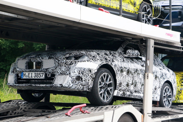BMW 2シリーズ グランクーペ 次期型プロトタイプ(スクープ写真)