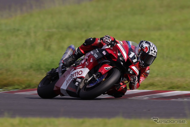 2日間総合2番手のAstemo HondaDream SI Racing