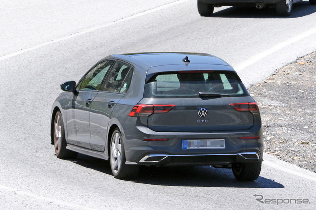 VW ゴルフ GTE 改良新型プロトタイプ(スクープ写真)