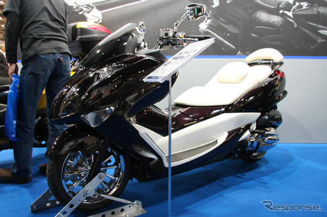 【東京モーターサイクルショー09】ワイズギア…カスタムパーツだけではない!