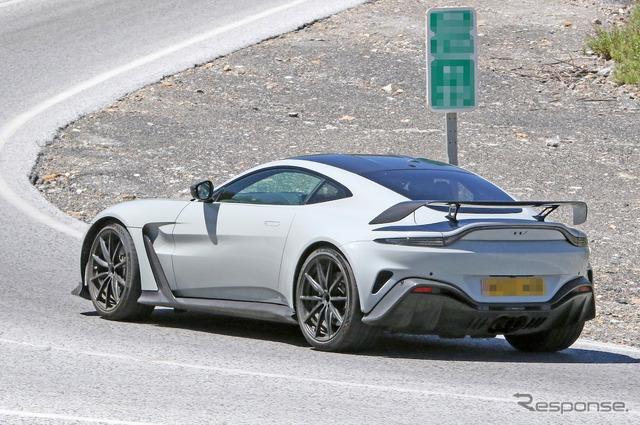 アストンマーティン V12 ヴァンテージ マニュアル仕様(スクープ写真)