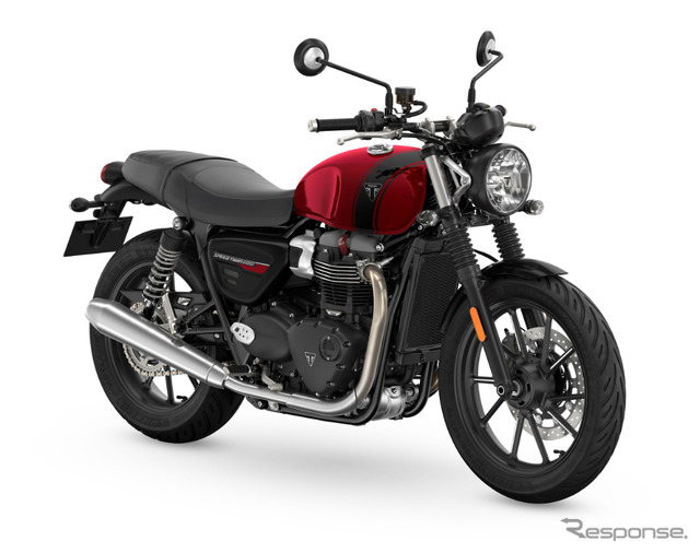 トライアンフ スピードツイン900(カーニバルレッド)