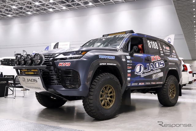 LEXUS LX600
