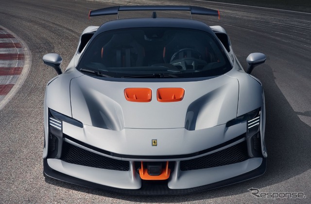 フェラーリ SF90 XX ストラダーレ