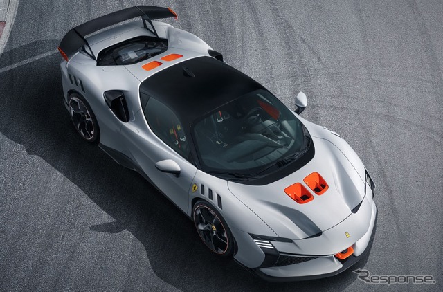 フェラーリ SF90 XX ストラダーレ