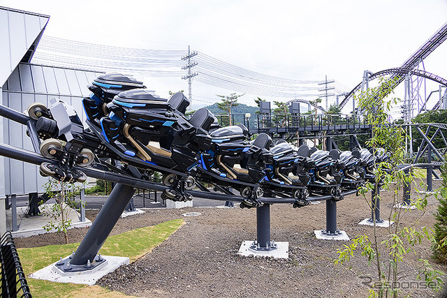富士急ハイランド 「高飛車」以来12年ぶり新コースター&バイクライド型「ZOKKON」(ぞっこん)
