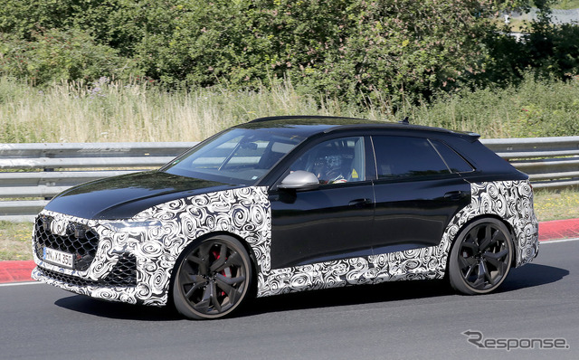 アウディ RS Q8 改良新型プロトタイプ(スクープ写真)