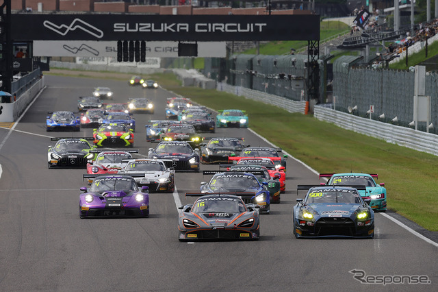 決勝レーススタートシーン